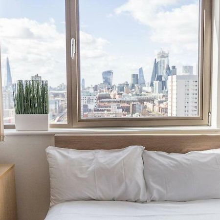 Modern 1 Bedroom Apartment In E1 With Great Views Londres Extérieur photo