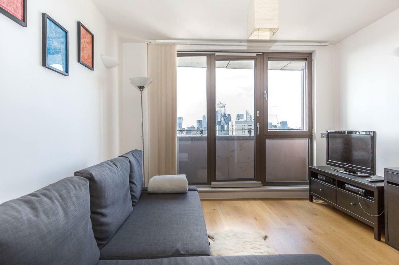 Modern 1 Bedroom Apartment In E1 With Great Views Londres Extérieur photo